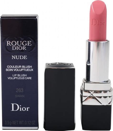 Dior Rouge Nude Swan 263 .